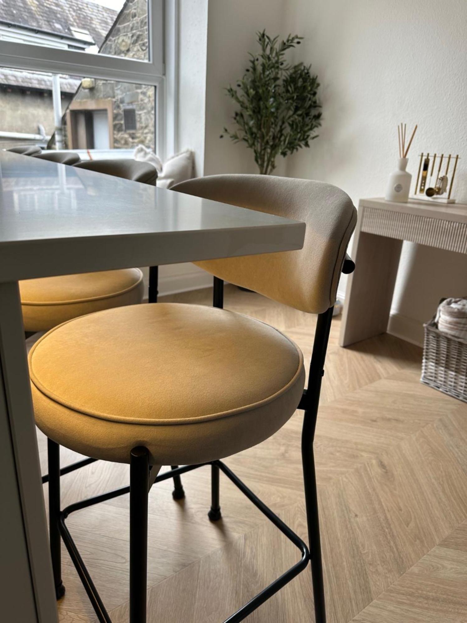 Luxury High Street Apartment モファット エクステリア 写真